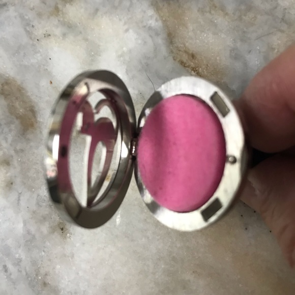 Essential Oil diffuser - Picture 3 of 3